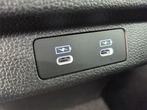 Used 2023 Honda Accord Touring image 15