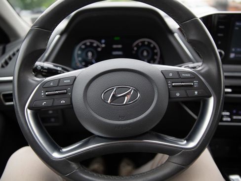 Used 2020 Hyundai Sonata SEL w/ Convenience Package FWD image 11