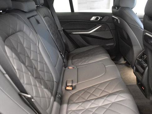 New 2026 BMW X5 xDrive40i w/ Premium Package AWD/4WD image 10