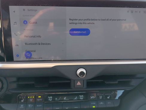 Used 2024 Toyota Crown Limited image 30