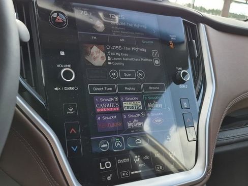 Used 2020 Subaru Outback Touring XT image 40