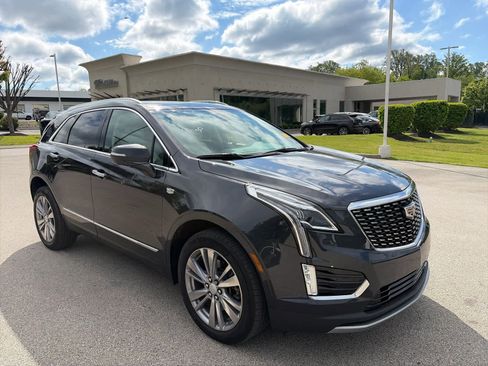 Certified 2023 Cadillac XT5 Premium Luxury AWD/4WD image 4