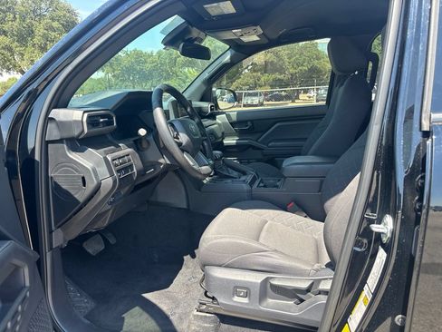 Used 2025 Toyota Tacoma SR RWD image 7