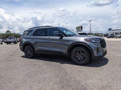 New 2026 Ford Explorer ST w/ Sun And Sound Package