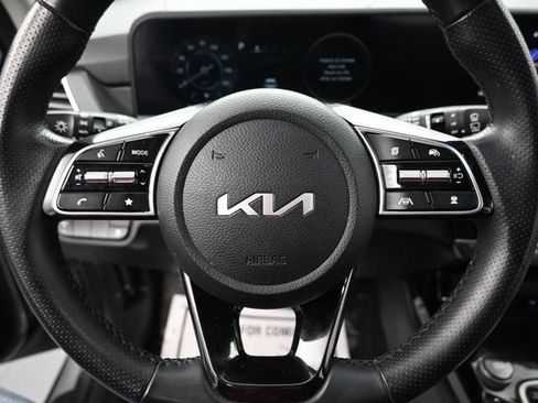 Used 2024 Kia Seltos SX image 17