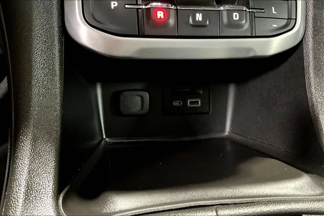 Used 2021 GMC Acadia SLT w/ Elevation Edition AWD/4WD image 16
