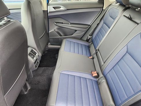 New 2026 Volkswagen Taos SEL AWD/4WD image 11