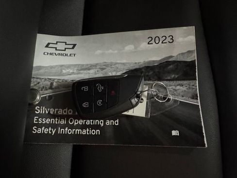 Used 2023 Chevrolet Silverado 1500 RST w/ Convenience Package II AWD/4WD image 26
