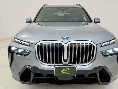 Used 2026 BMW X7 xDrive40i AWD/4WD image 17