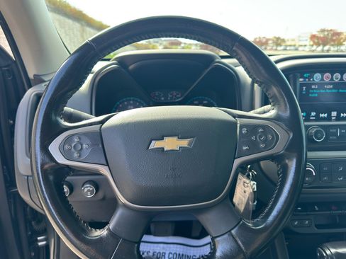 Used 2017 Chevrolet Colorado Z71 image 20