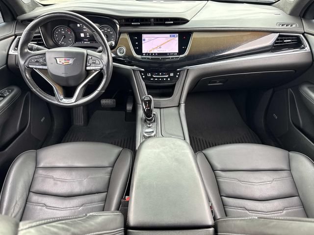 Used 2020 Cadillac XT6 Premium Luxury w/ Platinum Package FWD image 16