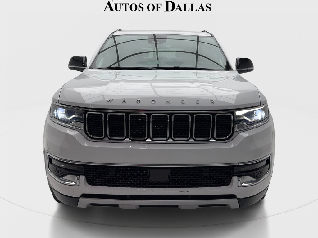 Used 2024 Jeep Wagoneer L Series II RWD image 4