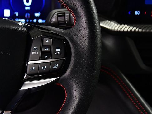 Used 2025 Ford Explorer ST-Line image 19