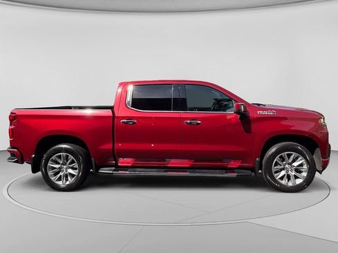 Used 2020 Chevrolet Silverado 1500 High Country w/ Safety Package II AWD/4WD image 6
