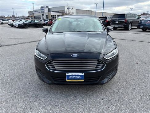 Used 2016 Ford Fusion SE image 11
