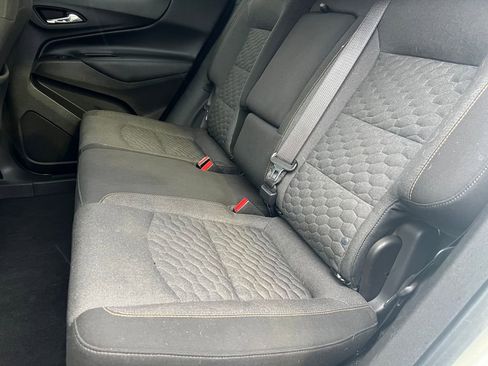Used 2018 Chevrolet Equinox LT AWD/4WD image 13