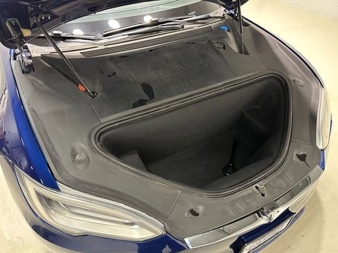 Used 2018 Tesla Model S 100D image 3