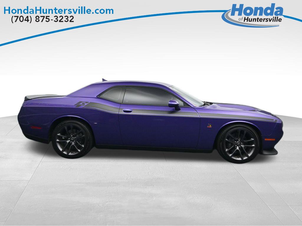 Used 2023 Dodge Challenger R/T Scat Pack RWD image 9