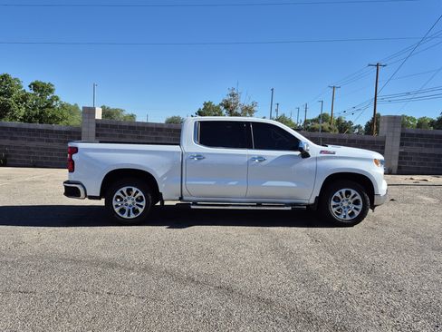 Used 2024 Chevrolet Silverado 1500 LTZ w/ LTZ Premium Package AWD/4WD image 6
