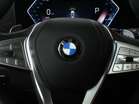 Used 2025 BMW X7 xDrive40i w/ Premium Package image 20