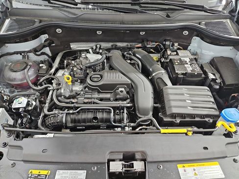 New 2026 Volkswagen Taos SE AWD/4WD image 21