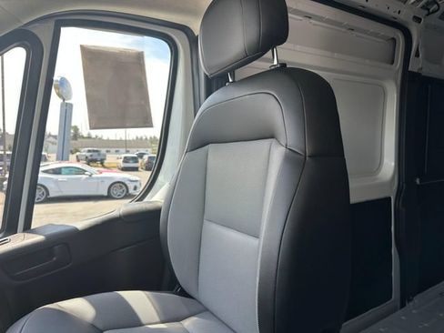 Used 2026 RAM ProMaster 2500 w/ Convenience Group FWD image 20