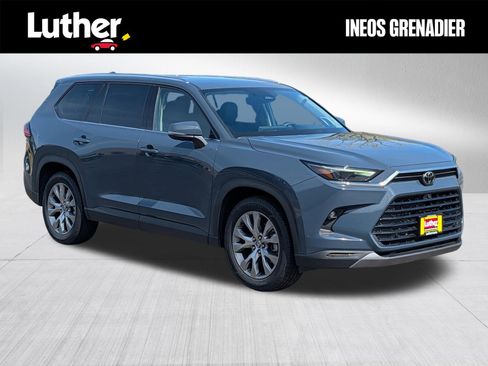 Used 2024 Toyota Grand Highlander AWD image 1