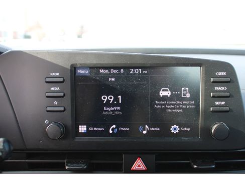 Certified 2025 Hyundai Elantra Sport image 24