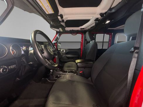 Used 2018 Jeep Wrangler Unlimited Sport S AWD/4WD image 10