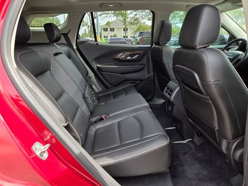 Used 2019 GMC Terrain Denali w/ Advanced Safety Package FWD image 18