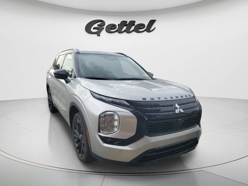 Used 2024 Mitsubishi Outlander SEL FWD image 3