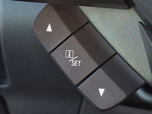 Used 2022 Subaru Crosstrek 2.5i Limited w/ Popular Package #4 image 17