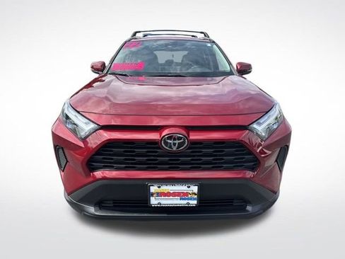 Used 2022 Toyota RAV4 XLE image 8