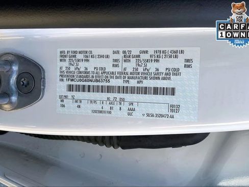 Used 2022 Ford Escape SE w/ SE Sport Appearance Package image 30