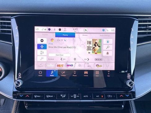 New 2025 Jeep Wagoneer 4WD w/ Convenience Group I image 10