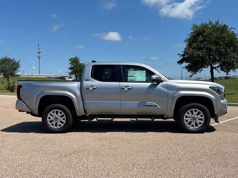 New 2026 Toyota Tacoma SR5 RWD image 5