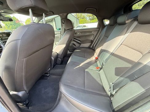 Used 2024 Honda Civic Sport image 19