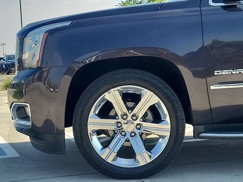 Used 2016 GMC Yukon Denali w/ Open Road Package AWD/4WD image 40