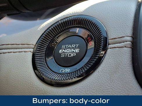 Used 2024 Jeep Compass Limited image 17