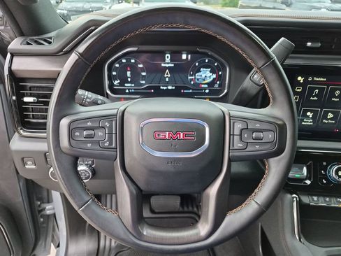 Used 2024 GMC Sierra 2500 AT4 w/ AT4 Premium Plus Package AWD/4WD image 21