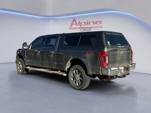 Used 2022 Ford F250 Lariat w/ Chrome Package image 3