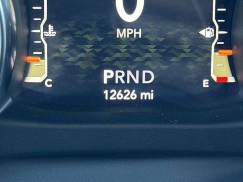 Used 2022 Jeep Wrangler Unlimited Rubicon image 18