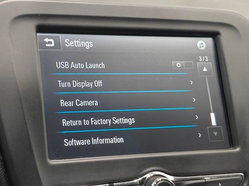 Used 2017 Chevrolet Malibu LT FWD image 31