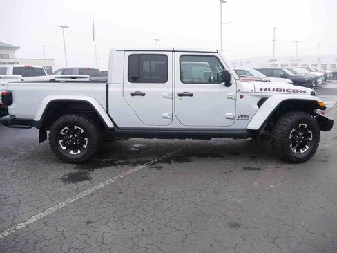 Certified 2024 Jeep Gladiator Rubicon image 26