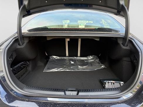 New 2026 Mercedes-Benz E 350 4MATIC Sedan image 19
