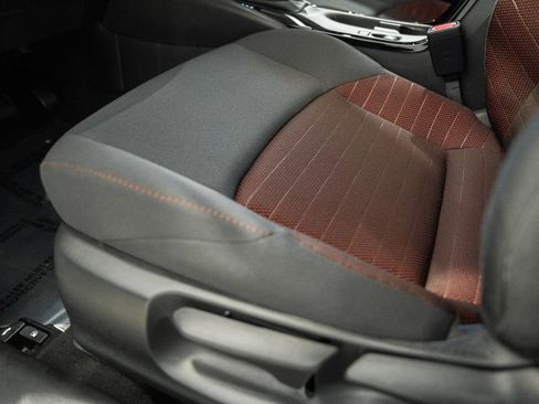 Used 2023 Toyota Corolla SE w/ Carpet Mat Package (TMS) FWD image 32