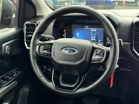Used 2024 Ford Ranger XLT image 25