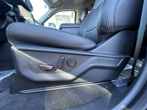 New 2025 Ford F350 Lariat w/ Lariat Ultimate Package image 14