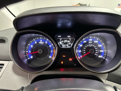 Used 2014 Hyundai Elantra SE w/ Option Group 02 image 13