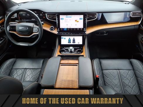 Used 2025 Jeep Grand Wagoneer Series III w/ HD Trailer Tow Package image 25